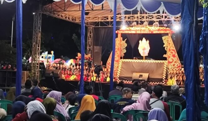 
					Ribuan Warga Desa Surajaya Antusias Ikuti Tasyakuran Sedekah Bumi