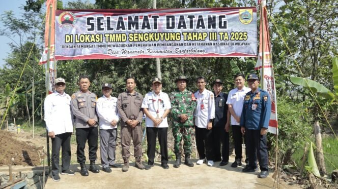 
					TMMD Sengkuyung Tahap III Tahun 2025 Kodim Pemalang di Desa Wanarata Resmi Dibuka