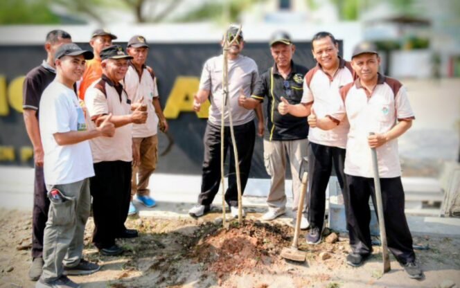 
					Wujudkan Misi Hijau, Bupati Anom Widiyantoro Gagas Gerakan Penanaman Pohon di Pemalang