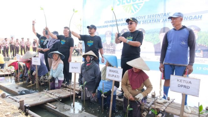 
					Pemkab Pemalang Tanam 134 Ribu Mangrove dalam Gerakan “Mageri Segoro” 2025