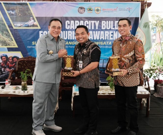 
					Kabupaten Pemalang Dorong Pariwisata Jadi Penggerak Ekonomi Daerah