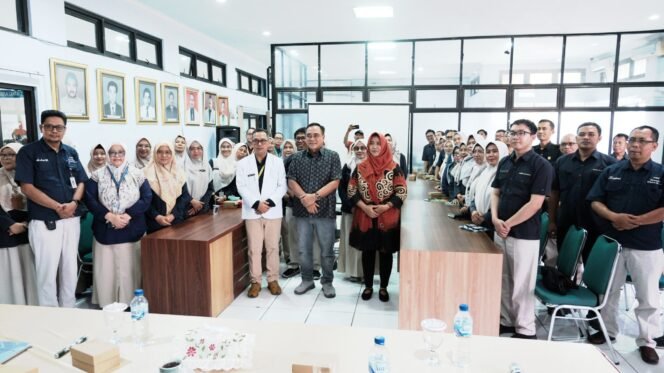 
					Nurkholes Sentil Pelayanan RSUD Pemalang: Jangan Sampai Pasien Menunggu di Luar Tanpa Perhatian.!