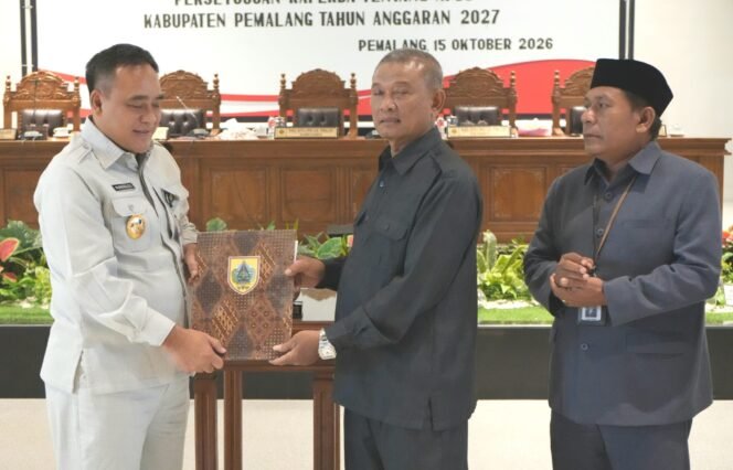 
					DPRD dan Pemda Pemalang Tandatangani Persetujuan Raperda APBD 2027