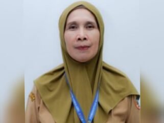 Dra. Titien Soewastiningsih Soebari, M.Ed., Ph.D,