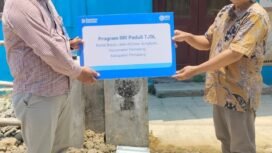 Penyerahan bantuan ini dilakukan secara simbolis, oleh Rahman Hakim, Supervisor Penunjang Operasional BRI Cabang Pemalang, kepada Kasi Kesra Desa Sungapan, Nugroho Santoso pada Kamis, 8 Oktober 2026.